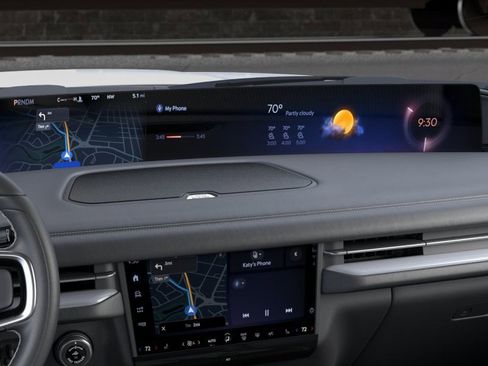 New 2026 Lincoln Navigator L Premier AWD/4WD image 14