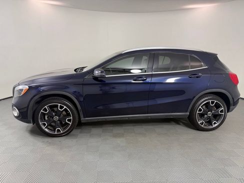 Used 2019 Mercedes-Benz GLA 250 4MATIC image 2