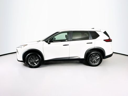 Used 2024 Nissan Rogue S AWD/4WD image 4