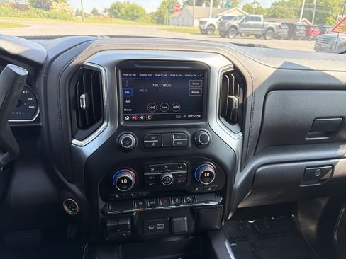 Used 2020 Chevrolet Silverado 1500 RST w/ All-Star Edition AWD/4WD image 24