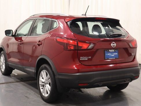 Used 2019 Nissan Rogue Sport SV image 7