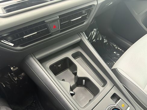 New 2026 Volkswagen Tiguan SE R-Line image 18