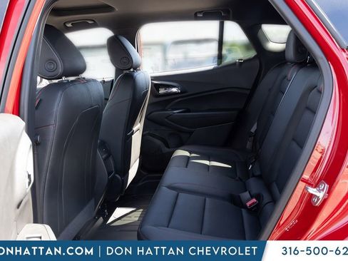 New 2026 Chevrolet Trax RS w/ Sunroof Package FWD image 18