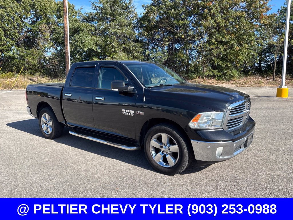 Used 2016 RAM 1500 Lone Star RWD image 1