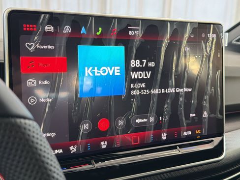 New 2026 Volkswagen GTI SE FWD image 23