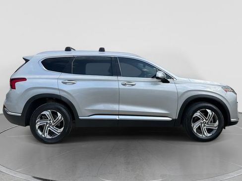Used 2022 Hyundai Santa Fe SEL FWD image 2