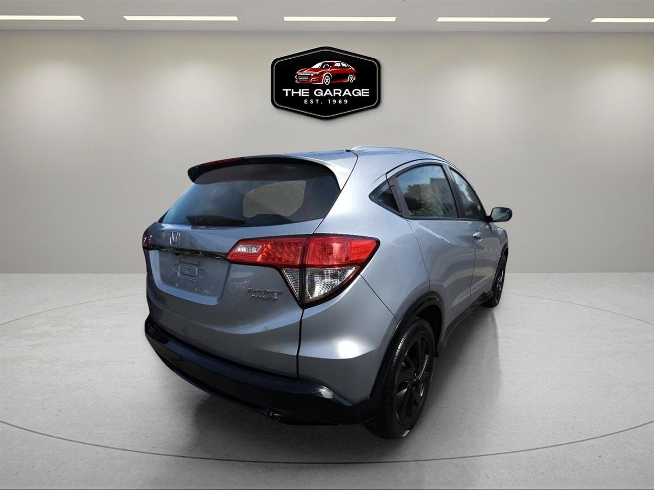 Used 2019 Honda HR-V Sport image 6