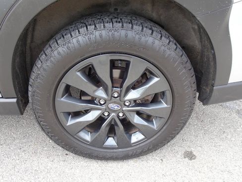 Used 2023 Subaru Outback Onyx Edition AWD/4WD image 11