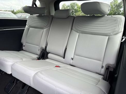 New 2026 Ford Expedition Max Platinum w/ Platinum Ultimate Package AWD/4WD image 21