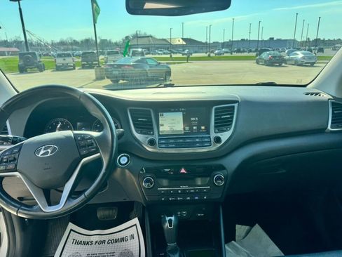 Used 2017 Hyundai Tucson Limited image 14