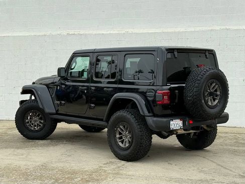 Used 2024 Jeep Wrangler Unlimited Rubicon 392 image 4