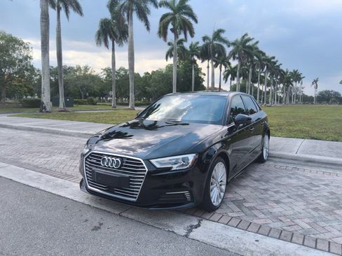 Used 2017 Audi A3 e-tron Premium w/ Sport Package FWD image 3