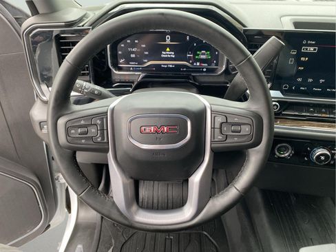 Used 2024 GMC Sierra 1500 Elevation w/ LPO, Elevation Black Package AWD/4WD image 20