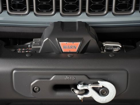 Used 2024 Jeep Wrangler Rubicon image 78