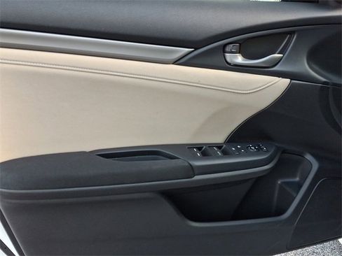 Used 2020 Honda Civic EX image 14