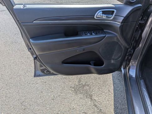 Used 2019 Jeep Grand Cherokee Limited w/ Luxury Group II image 10