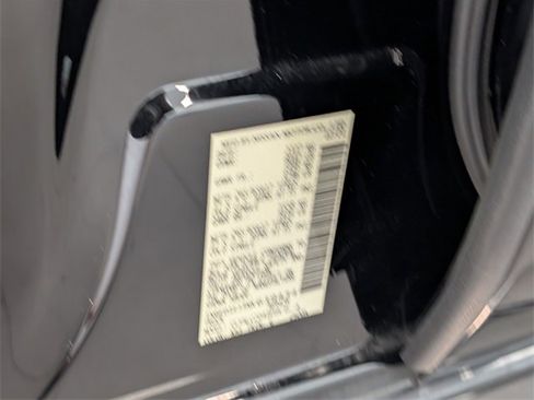 Used 2022 Nissan Frontier SV w/ SV Premium Package image 18