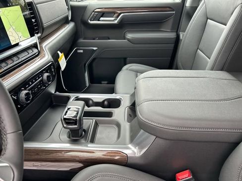 New 2026 Chevrolet Silverado 1500 LT Trail Boss AWD/4WD image 32
