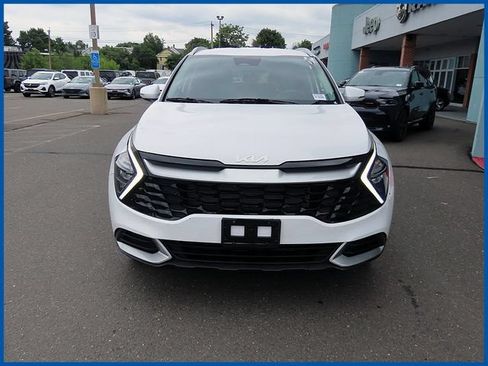 Used 2023 Kia Sportage EX AWD/4WD image 3