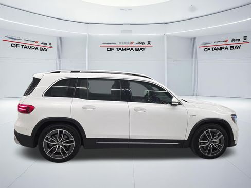 Used 2025 Mercedes-Benz GLB 35 AMG 4MATIC image 7