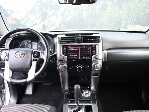 Certified 2024 Toyota 4Runner SR5 AWD/4WD image 18