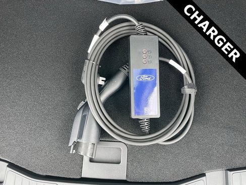 New 2026 Ford Escape SE image 38