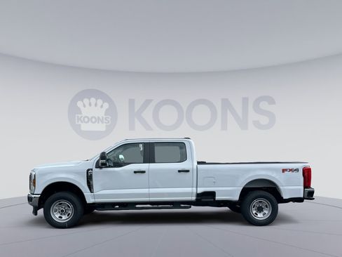 New 2026 Ford F350 XL w/ FX4 Off-Road Package image 2