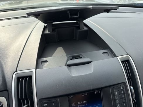 Used 2015 Ford Edge SEL image 23