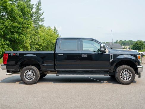 Used 2020 Ford F350 Lariat w/ Lariat Ultimate Package AWD/4WD image 2
