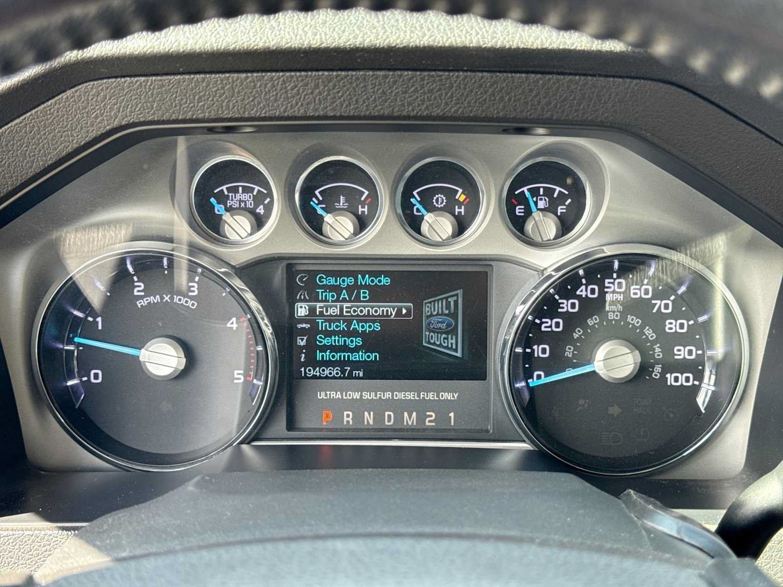 Used 2015 Ford F250 Lariat w/ Lariat Ultimate Package AWD/4WD image 33