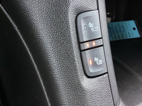 Used 2019 GMC Acadia SLE w/ Driver Alert Package I image 5