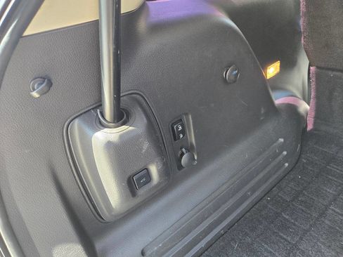Used 2010 Ford Edge SEL FWD image 26