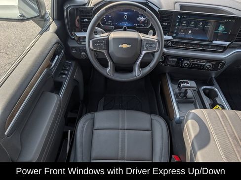 Used 2026 Chevrolet Silverado 1500 High Country w/ Technology Package AWD/4WD image 14