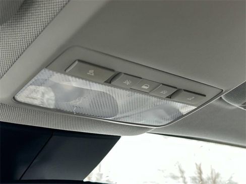 Used 2020 Chevrolet Trax LT w/ Driver Confidence Package image 36