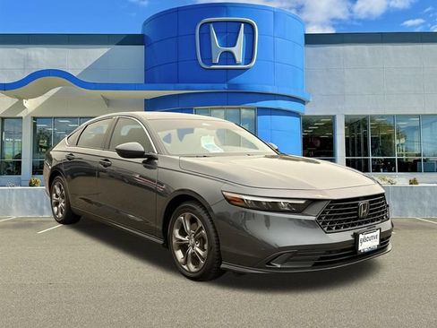 Used 2023 Honda Accord EX image 1