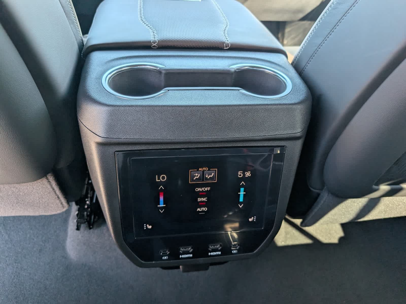 Certified 2026 GMC Yukon XL Denali Ultimate AWD/4WD image 23