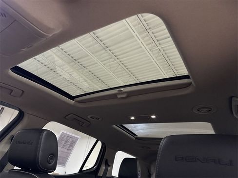 Used 2019 GMC Acadia Denali w/ LPO, Floor Liner Package image 18