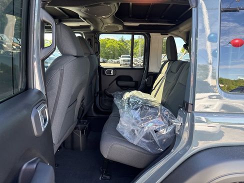 New 2026 Jeep Wrangler Unlimited Sport AWD/4WD image 18