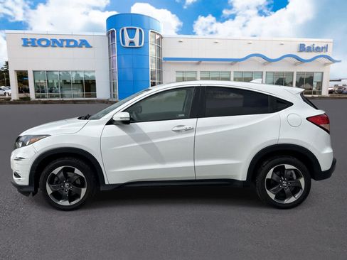 Used 2018 Honda HR-V EX image 2