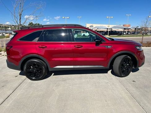 Used 2022 Kia Sorento S image 9
