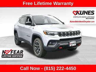 Used 2025 Jeep Compass Trailhawk AWD/4WD video 1
