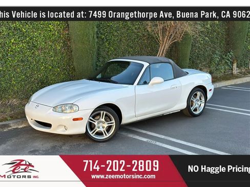 Used 2004 MAZDA MX-5 Miata Convertible 2D w/ Convenience Pkg image 11