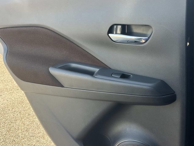 Used 2022 Nissan Kicks SR FWD image 18