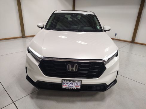 Used 2024 Honda CR-V EX-L image 3