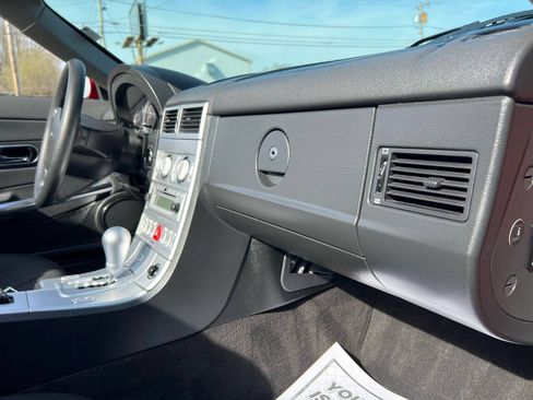 Used 2007 Chrysler Crossfire Convertible w/ Special Edition Group RWD image 22