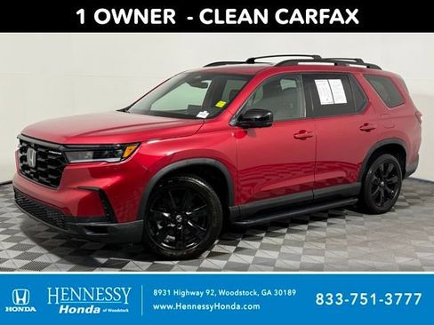 Used 2025 Honda Pilot Black Edition image 1