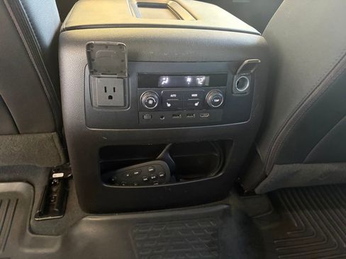 Used 2019 Chevrolet Tahoe LT image 19