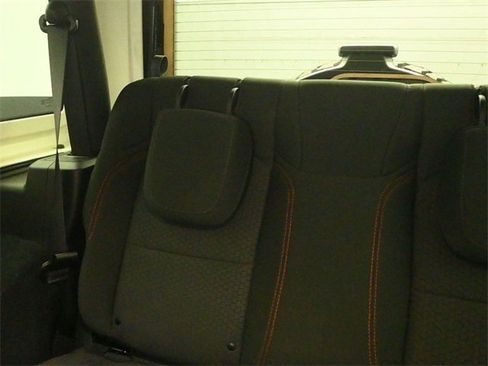 Used 2022 Jeep Wrangler Rubicon w/ Steel Bumper Group image 18