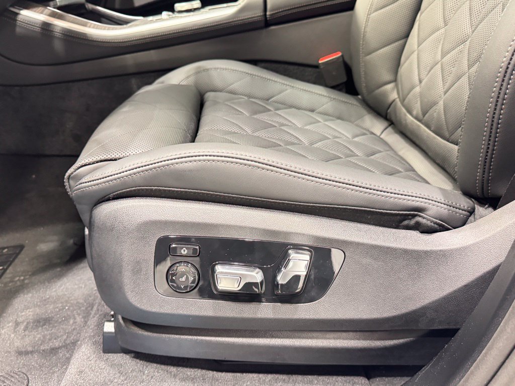 Used 2026 BMW X5 xDrive40i w/ Climate Comfort Package AWD/4WD image 17