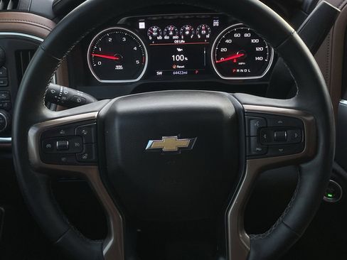 Used 2023 Chevrolet Silverado 2500 High Country image 12
